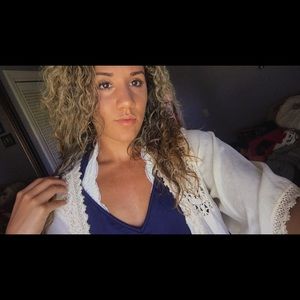 Meet your Posher, Alexis